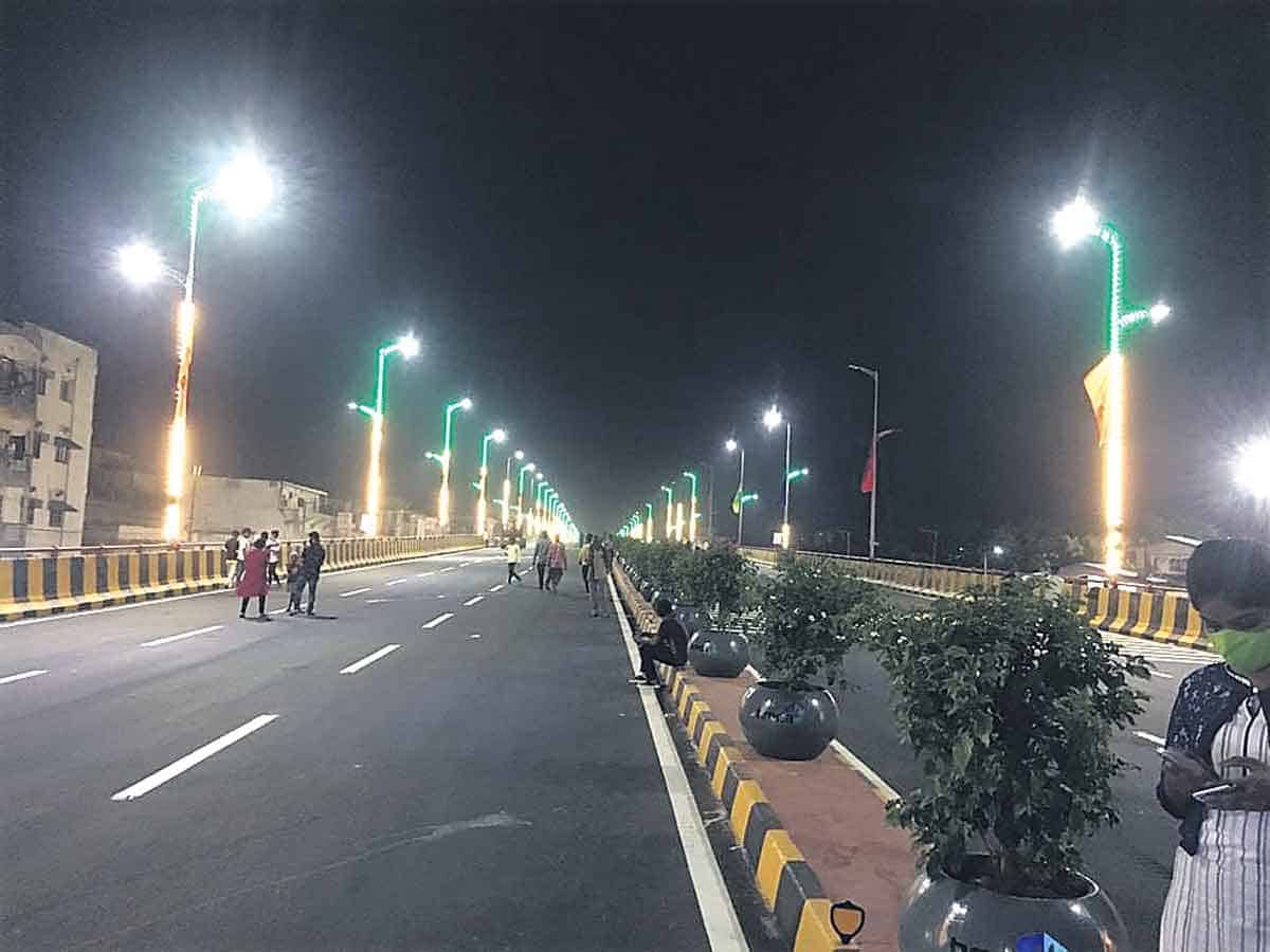 ఎల్‌ఈడీతో 418కోట్లు ఆదా