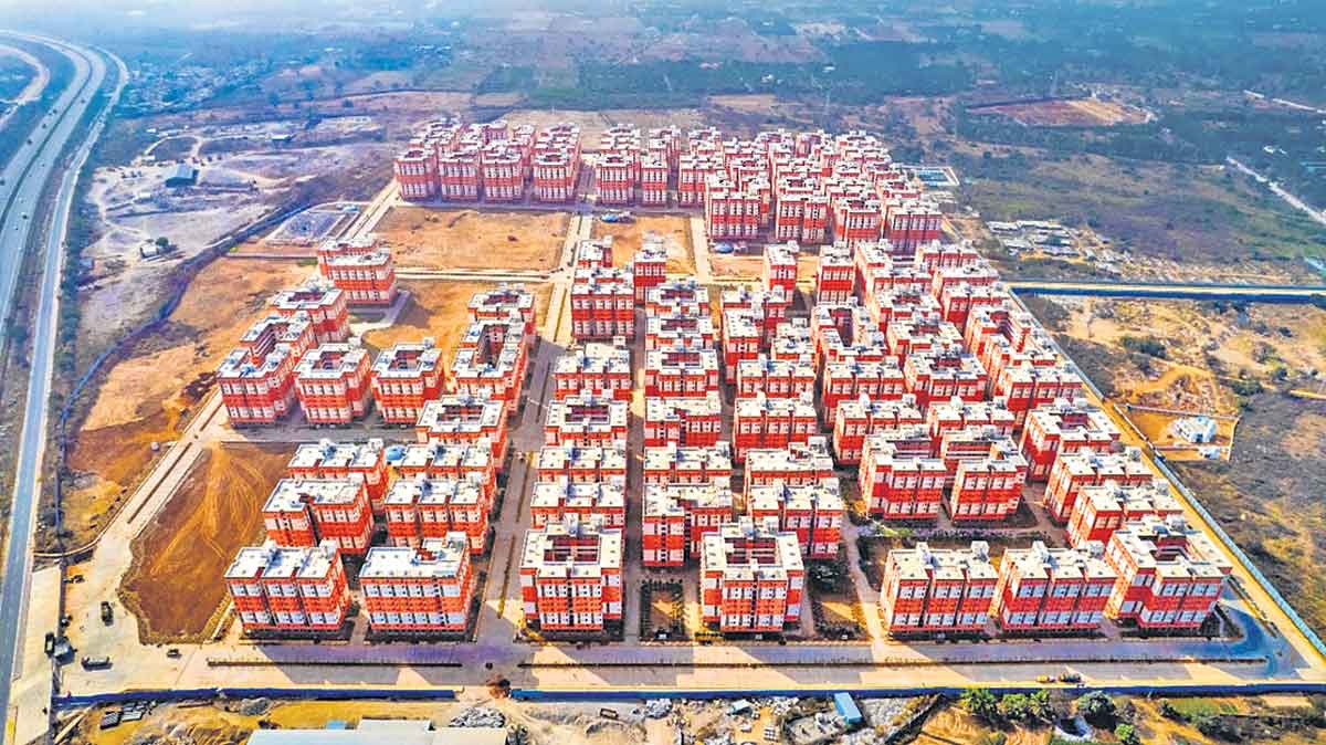 ఇవిగో సర్కారు ఇండ్లు