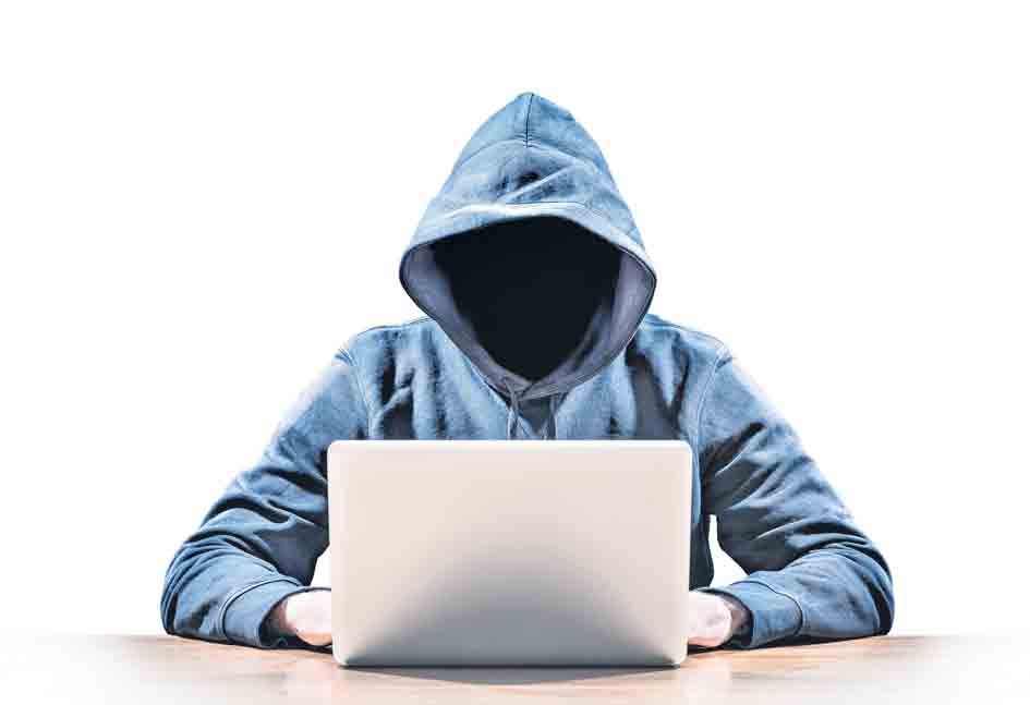 సైబర్‌ ఉచ్చులో పడ్డారు…!