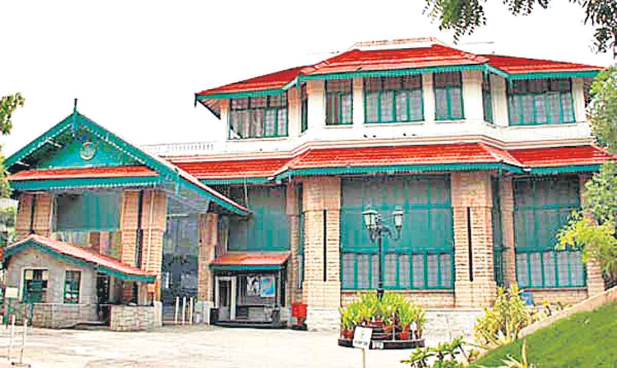 ఎలా అంటుకుంది..?