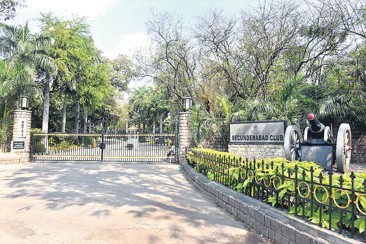 సికింద్రాబాద్ క్ల‌బ్ లో అగ్ని ప్ర‌మాదం ఎలా జ‌రిగింది? అంత న‌ష్టానికి అస‌లు కార‌ణ‌మేంటి?