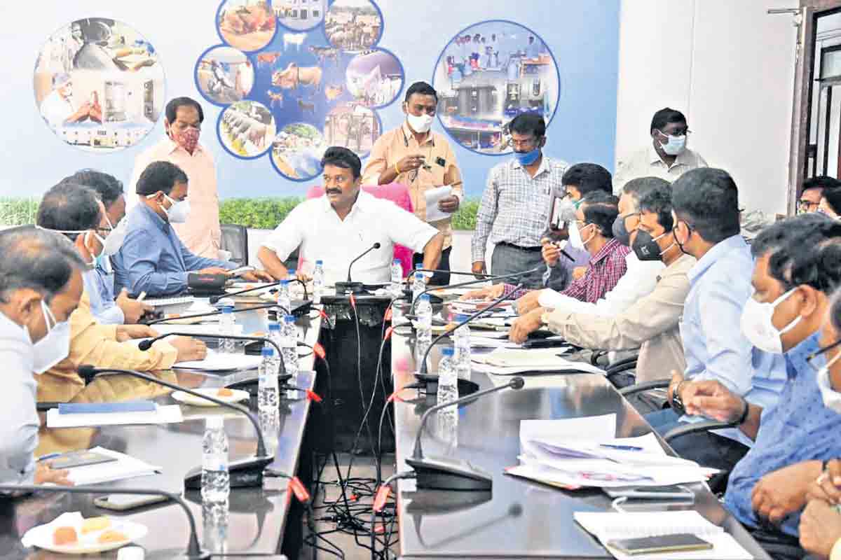 అభివృద్ధి పనులకు నిధుల లోటు రావొద్దు..