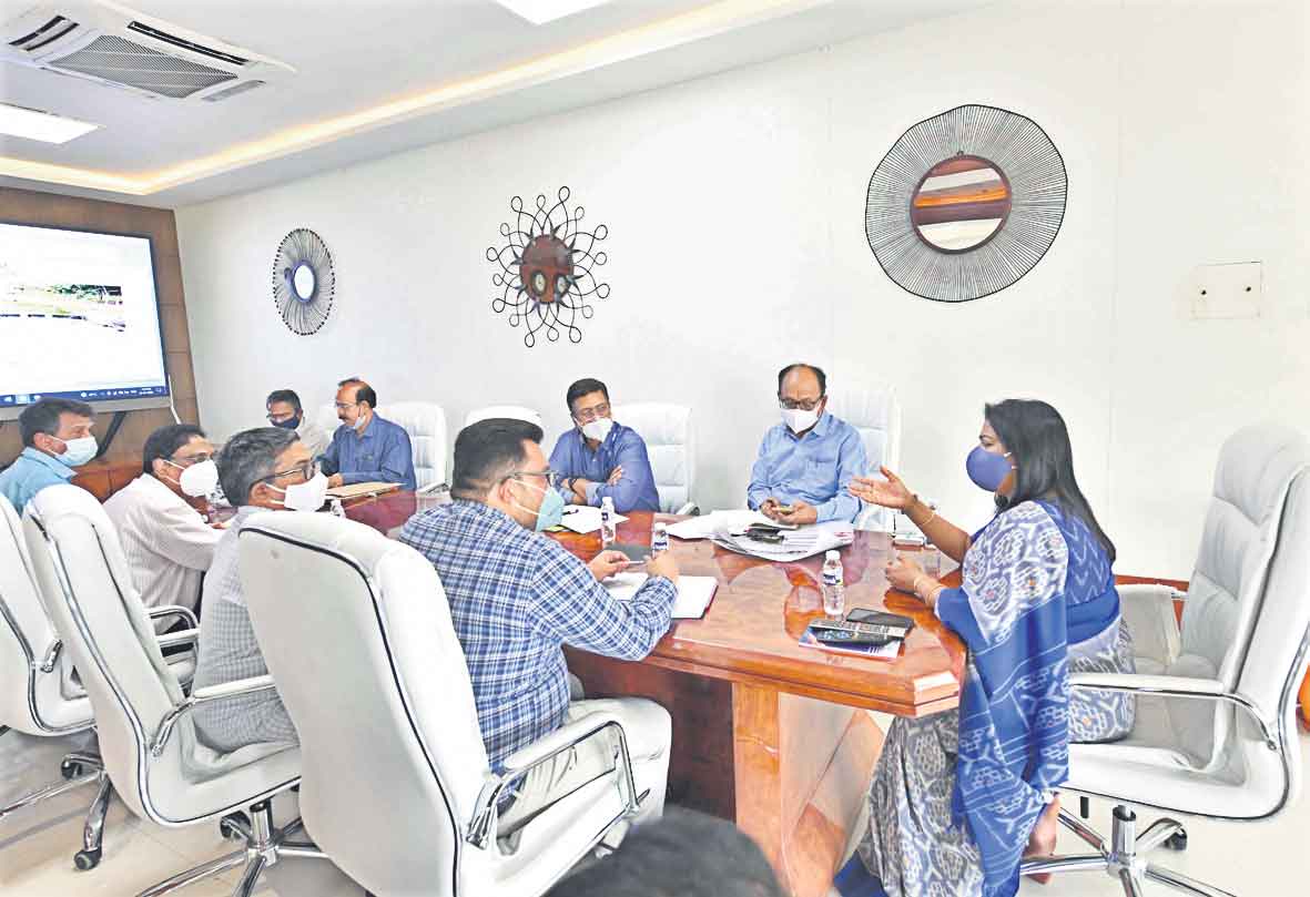 లంగర్‌హౌస్‌ చెరువు పనులు వేగవంతం చేయండి