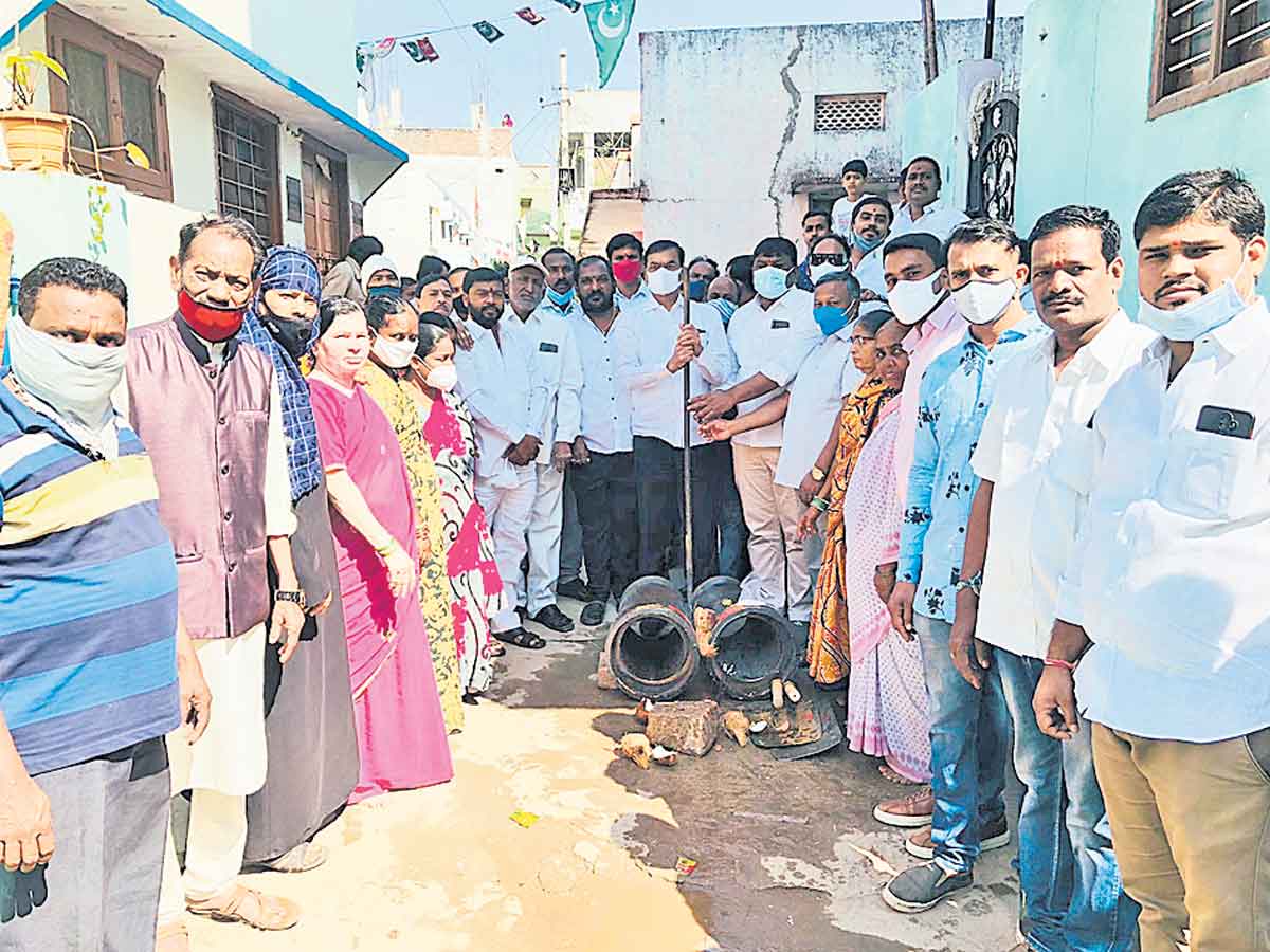 అభివృద్ధి పనుల్లో నాణ్యతా ప్రమాణాలు పాటించాలి