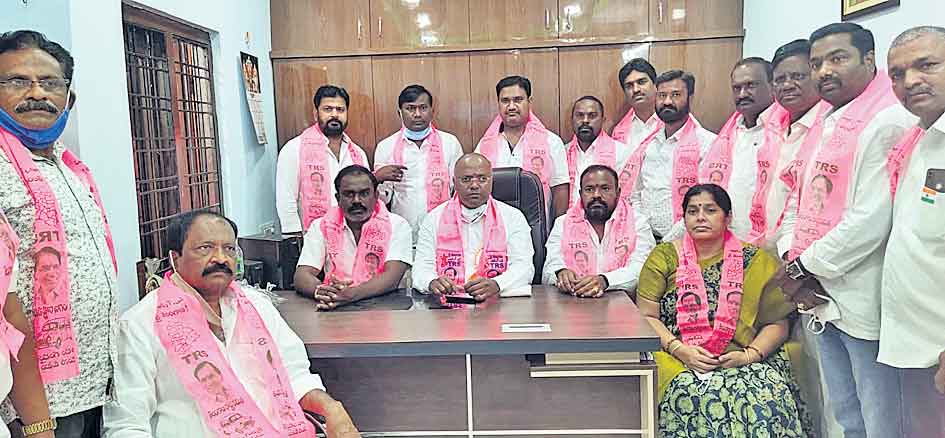 సీఎం కేసీఆర్‌ పాలన ఆదర్శనీయం