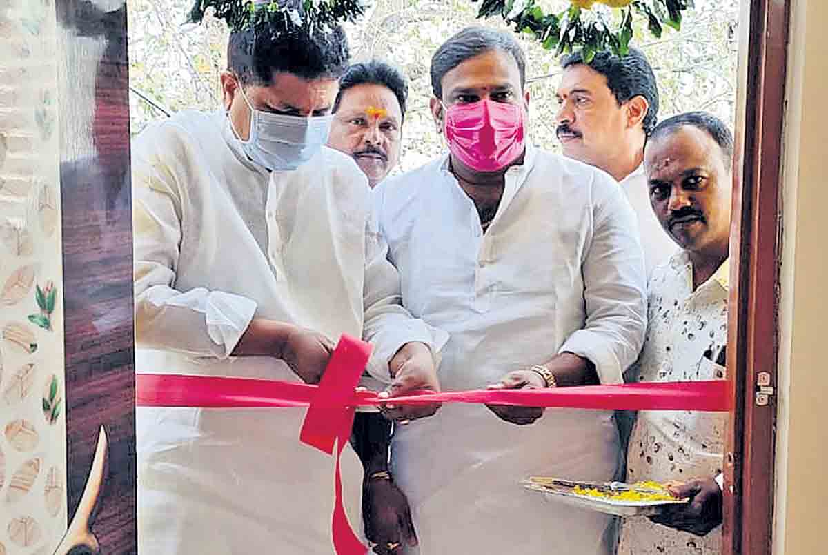 ప్రజలకిచ్చిన హామీలు నెరవేరుస్తున్నాం..