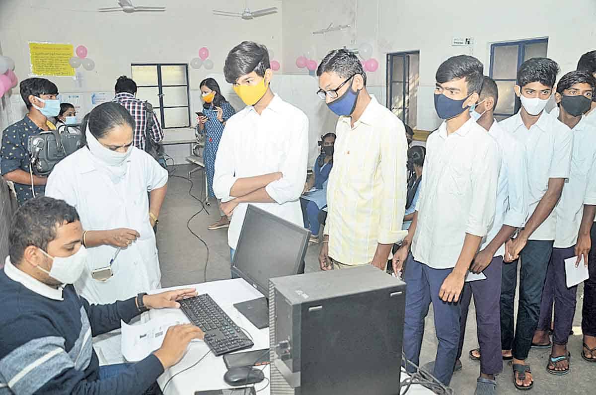 క్లస్టర్‌ పరిధిలో.. 20వేల మంది అర్హులు