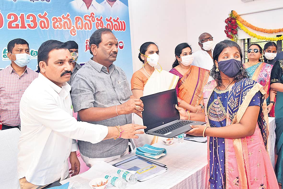 దివ్యాంగుల సంక్షేమానికి ముందడుగు
