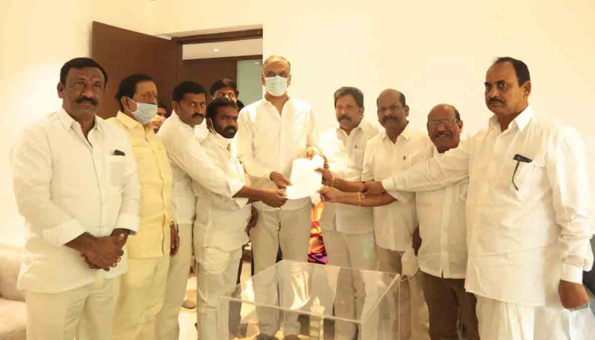 రైతులతో మమేకమై పనిచేయాలి