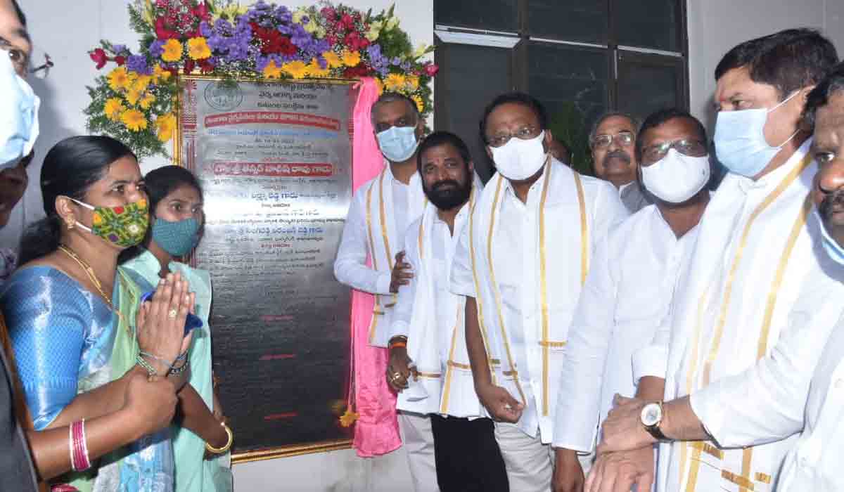 ఉమ్మ‌డి పాల‌మూరుకు 3 మెడిక‌ల్ కాలేజీలు : మంత్రి హ‌రీశ్‌రావు