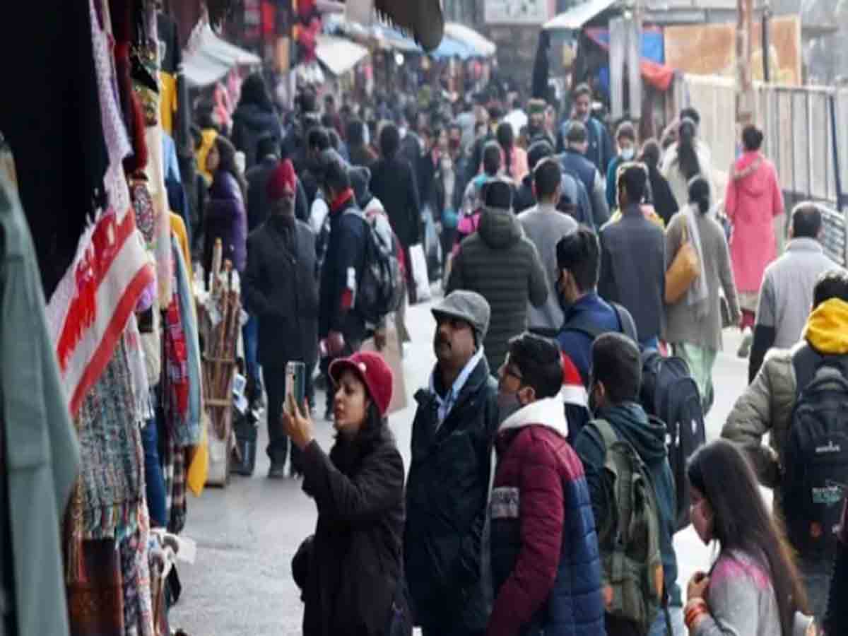 Omicron effect: హిమాచల్ ప్రదేశ్‌ ప్రభుత్వం కీలక నిర్ణయం!