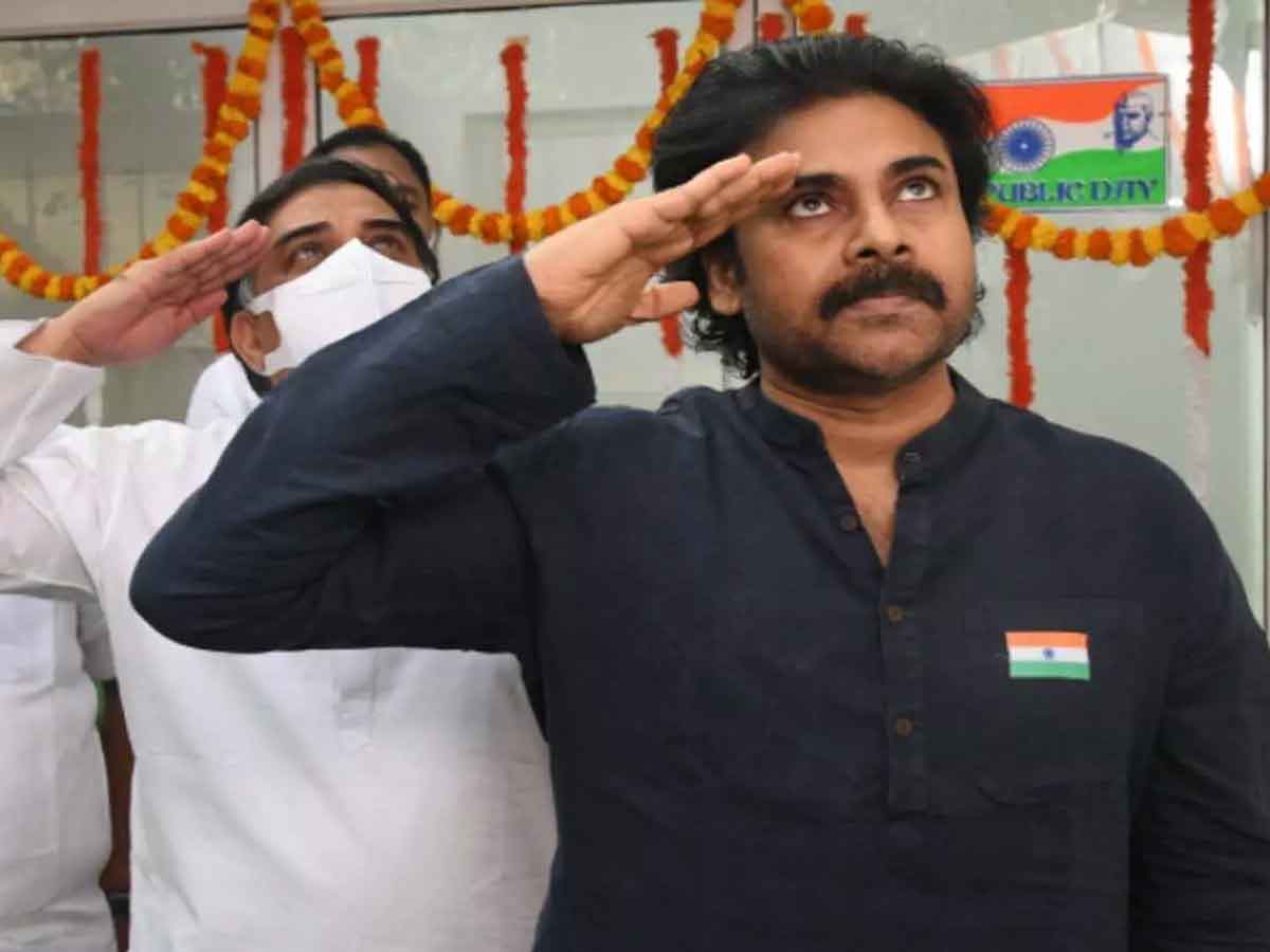 అభివృద్ధి ఫలాలు దేశంలోని ప్రతి ఒక్కరికి అందాలి: ప‌వ‌న్ క‌ల్యాణ్‌