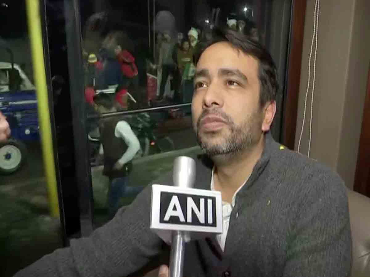 బీజేపీవి విభ‌జ‌న రాజ‌కీయాలు… మా ఓట్లు మ‌ళ్లించేందుకు కుట్ర‌: జయంత్ చౌదరి