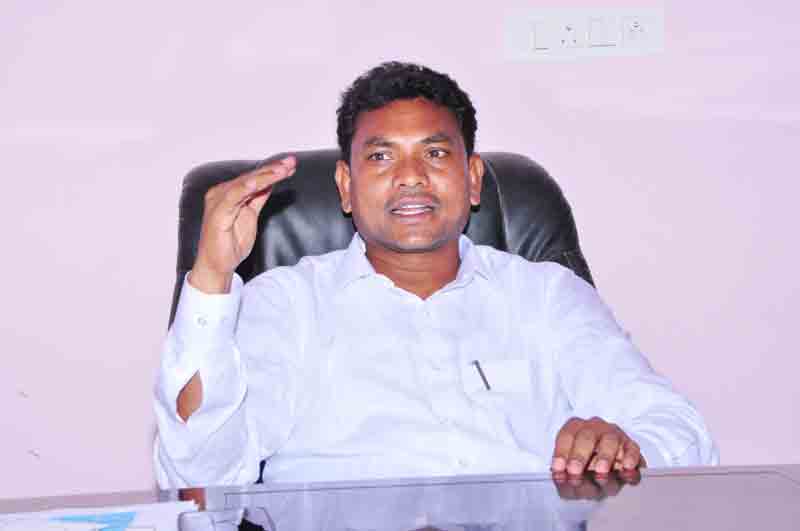 సింగిల్‌ ఎజెండా గులాబీ జెండా!