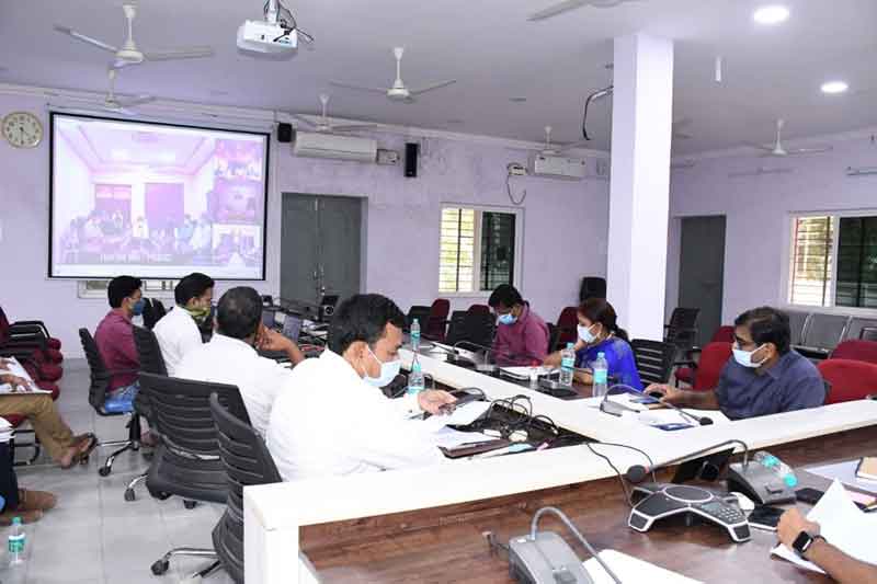 మార్చిలోగా అభివృద్ధి పనులన్నీ పూర్తి చేయాలి