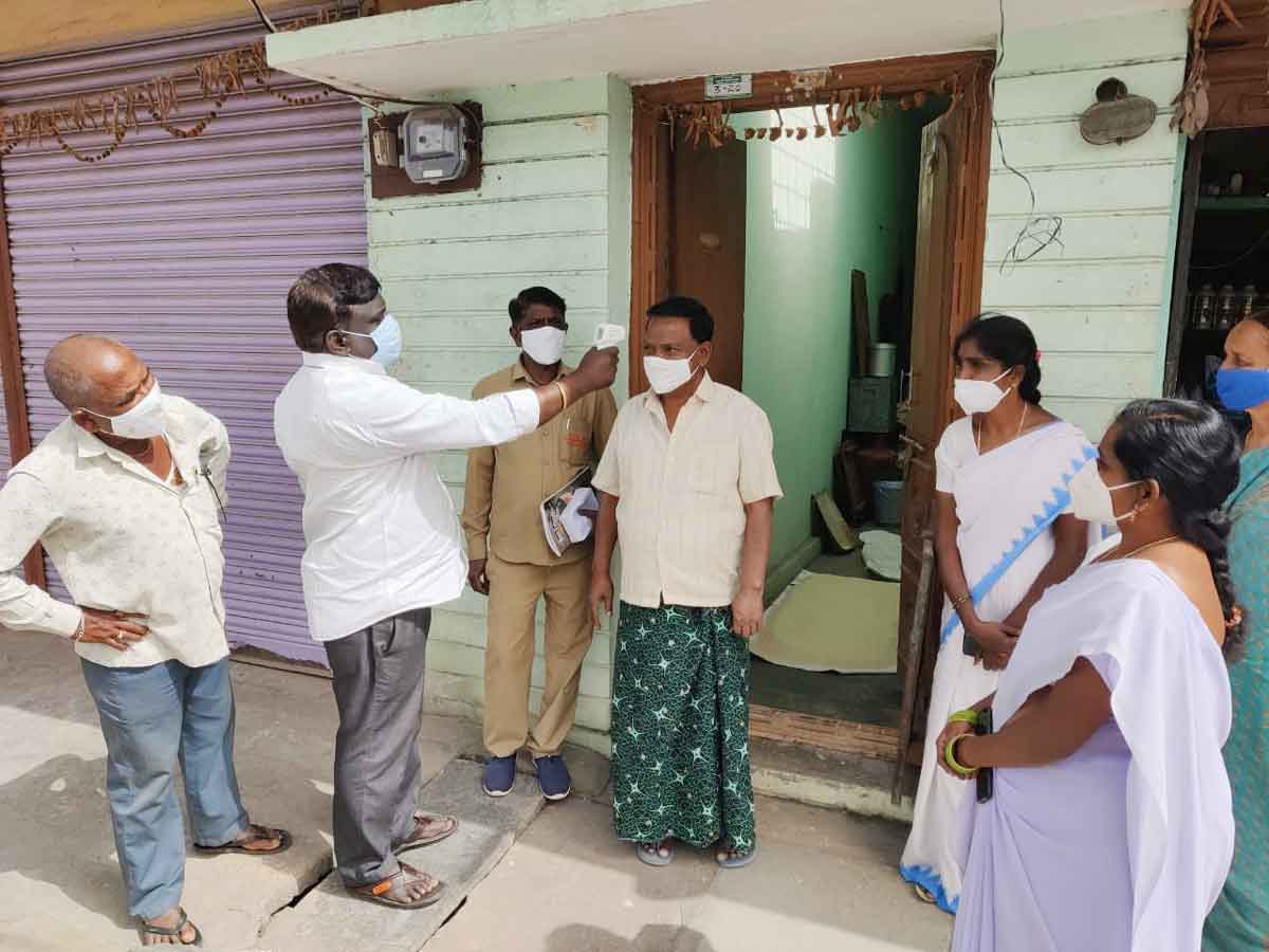 ముమ్మరంగా ఇంటింటా జ్వర సర్వే