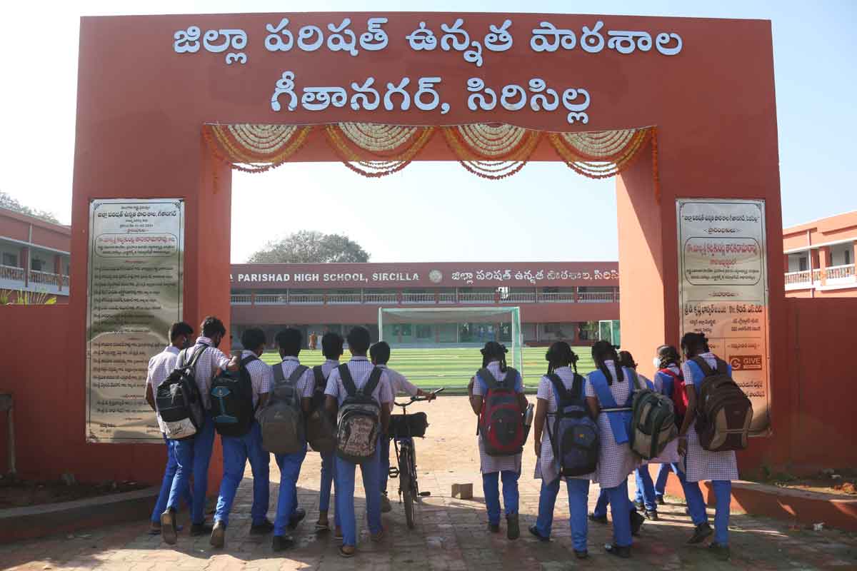 ఆంగ్ల విద్య.. పేద విద్యార్థులకు వరం