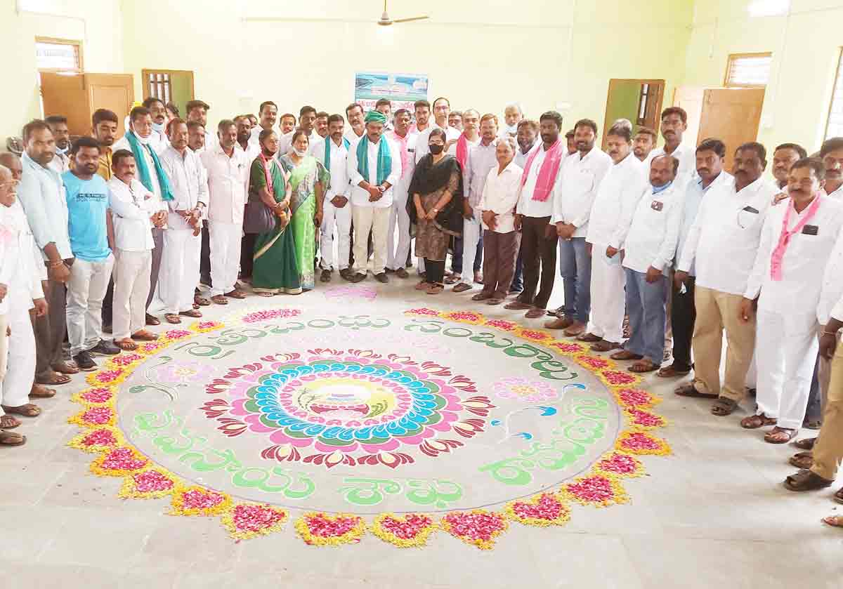 తెలంగాణ రాష్ట్రం దేశానికే ఆదర్శం