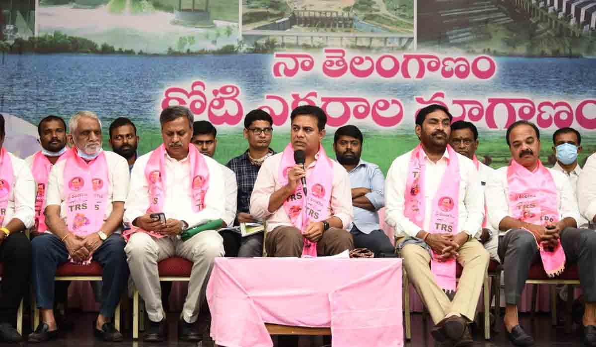 టీఆర్ఎస్ అంటే తెలంగాణ రైతు స‌ర్కార్ : మంత్రి కేటీఆర్