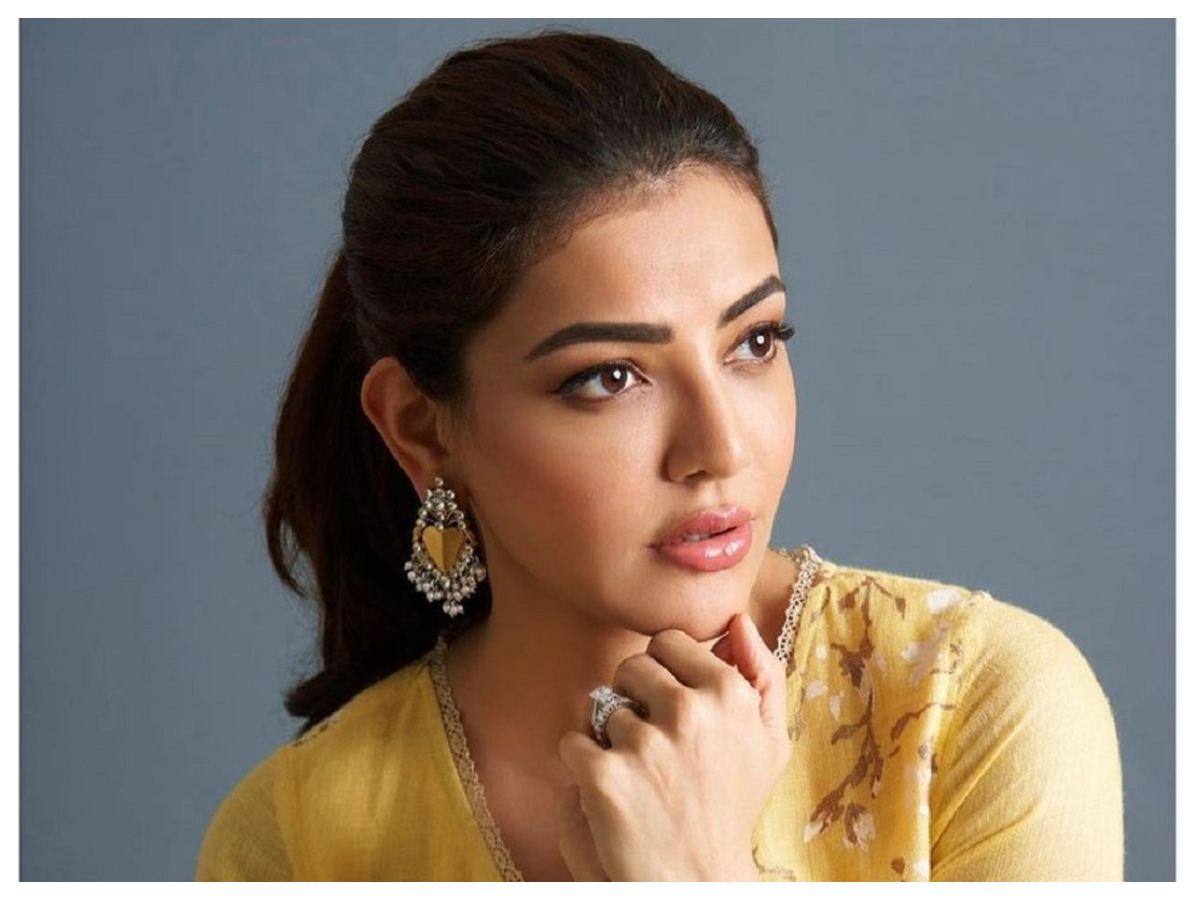 Kajal Aggarwal | ఎల్లో కలర్ డ్రెస్‌లో కాజల్ అగర్వాల్ ఫొటో షూట్..