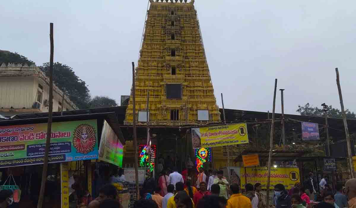 10.45 గంటలకు కొమురవెల్లి మల్లన్న కల్యాణం..