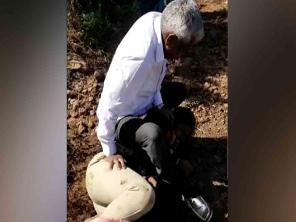 గర్భిణీ మ‌హిళా ఫారెస్ట్‌ రేంజ‌ర్‌పై… మాజీ స‌ర్పంచ్ దంప‌తుల‌ దాడి