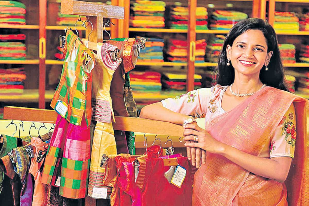nalli fashions | తాత‌ల నుంచి చేస్తున్న చీర‌ల వ్యాపారానికి ఈమె బ్రాండ్ క్రియేట్ చేసింది