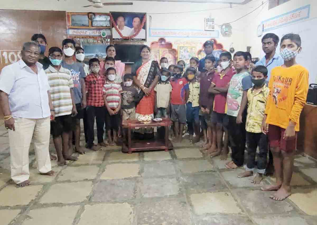 ఉత్సాహంగా వేడుకలు