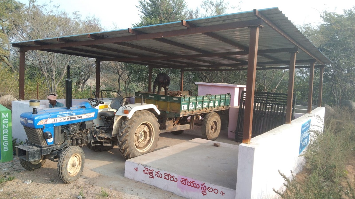 డంపింగ్‌ యార్డుల్లో కంపోస్ట్‌ ఎరువు తయారీ