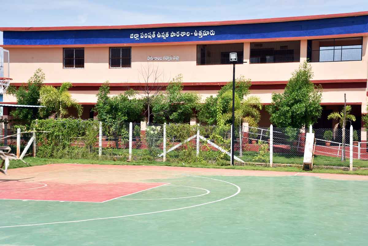 డిజిటల్‌ తరగతుల ఏర్పాటు దిశగా అడుగులు