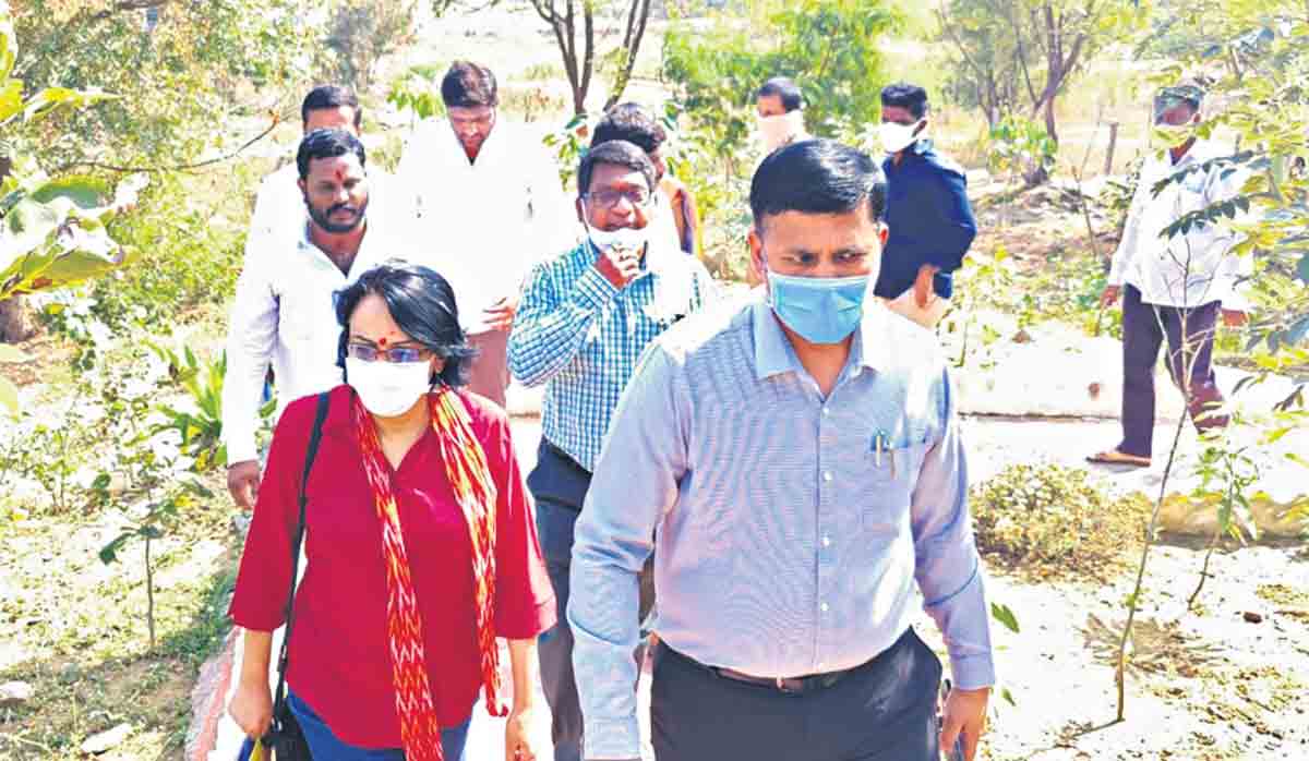 చిట్కుల్‌లో ఎన్‌డీటీవీ ప్రతినిధుల పర్యటన