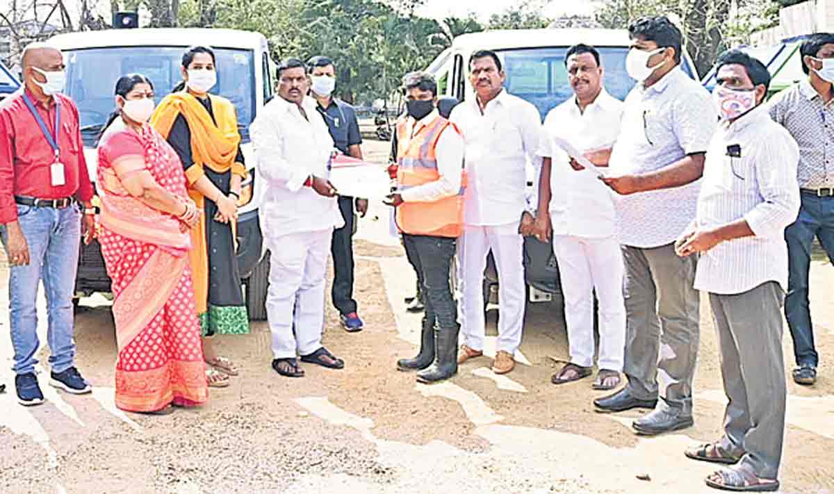 పరిశుభ్రతకు ప్రాధాన్యం