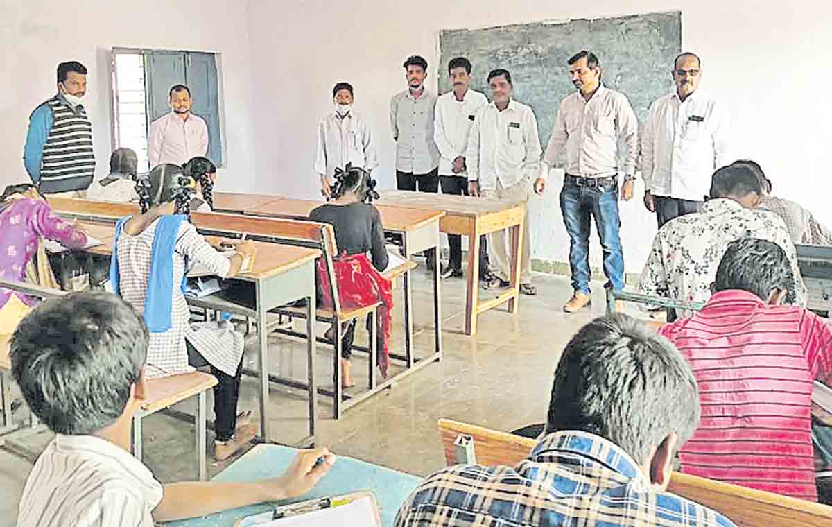 రైతుబంధుపై వ్యాసరచన పోటీలు