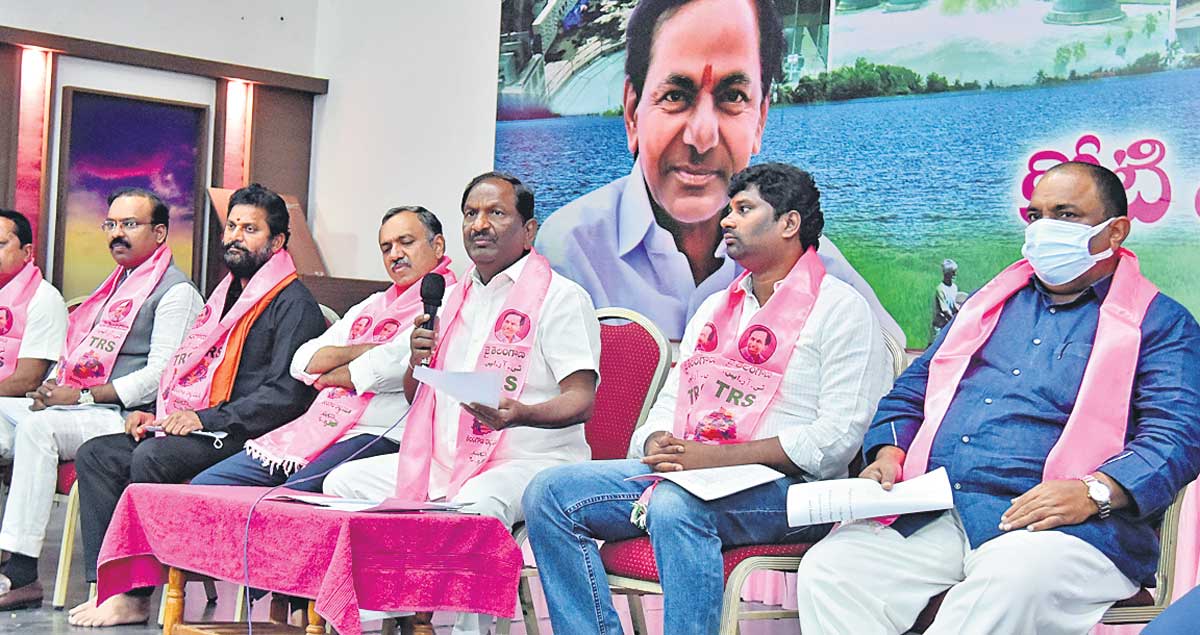 సింగరేణి ప్రైవేటీకరణకు కేంద్రం కుట్ర