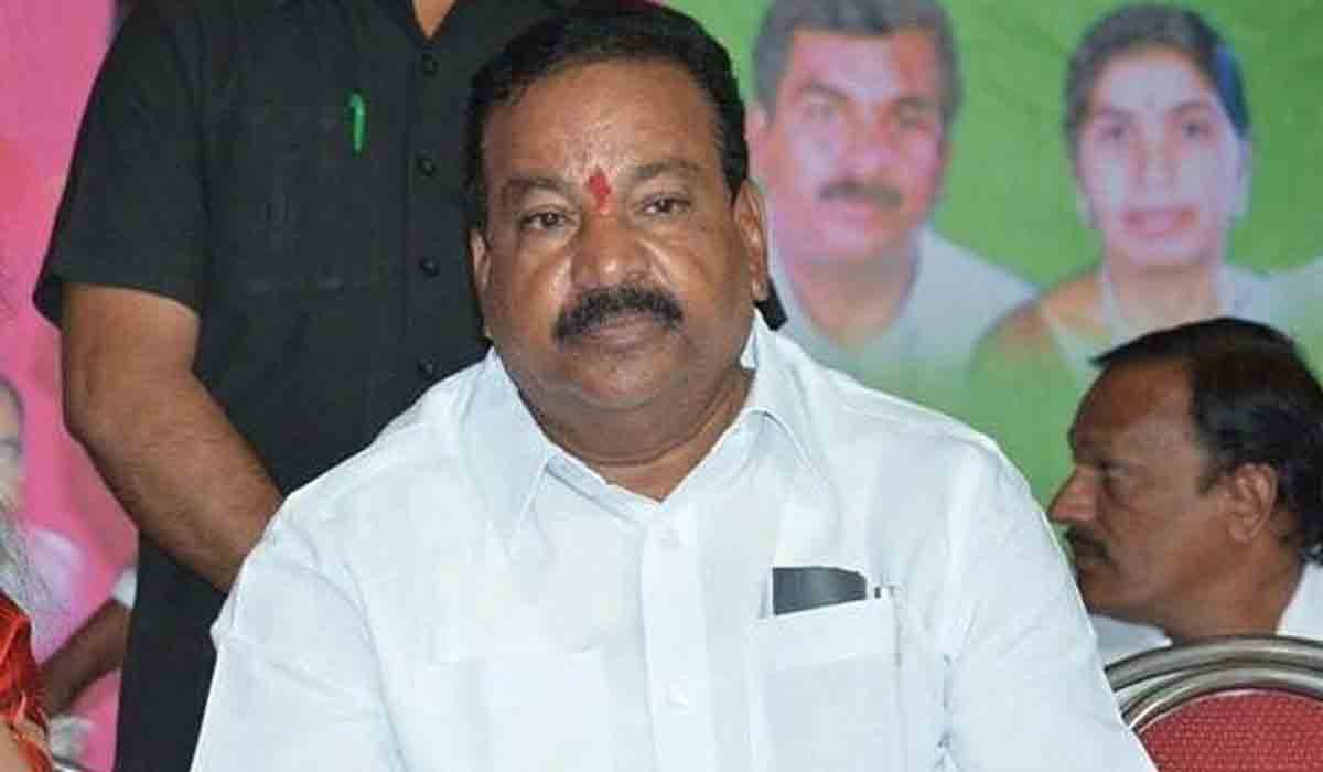కోరుట్ల ఎమ్మెల్యే విద్యాసాగర్ రావు ఇంట్లో అగ్నిప్రమాదం