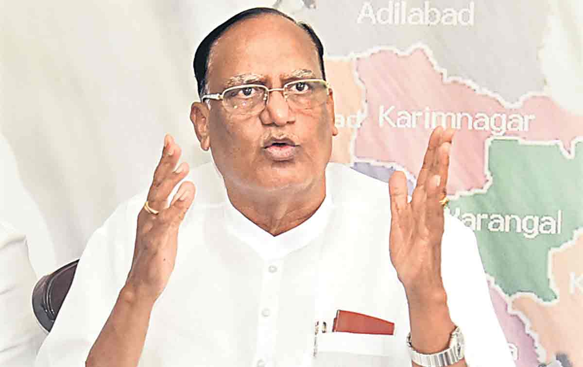 మీ కుంభకోణాలు తెలియనివా?