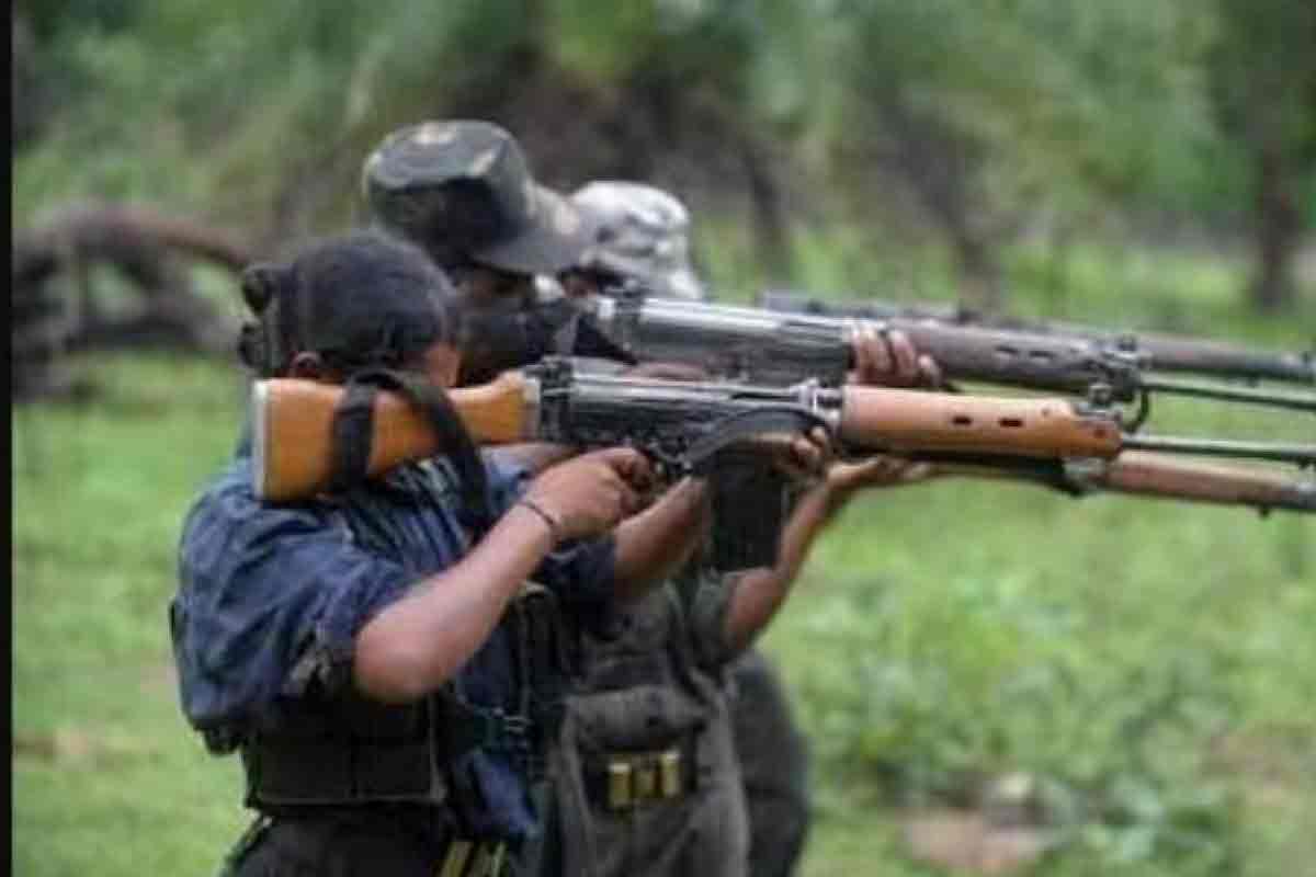 ఛత్తీస్‌గఢ్‌లో సొంత క్యాడర్‌ను మట్టుబెట్టిన మావోయిస్టులు