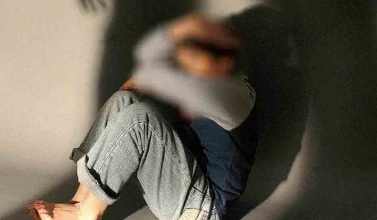 అస‌హ‌జ శృంగారానికి అంగీక‌రించ‌లేద‌ని బాలుడి హ‌త్య‌