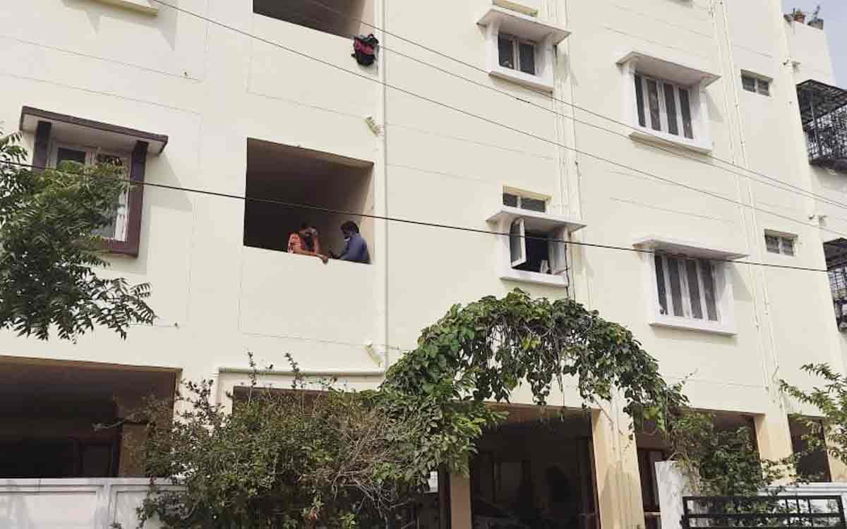 ‘ఆత్మహత్య’ ఘటనపై దర్యాప్తు ముమ్మరం!