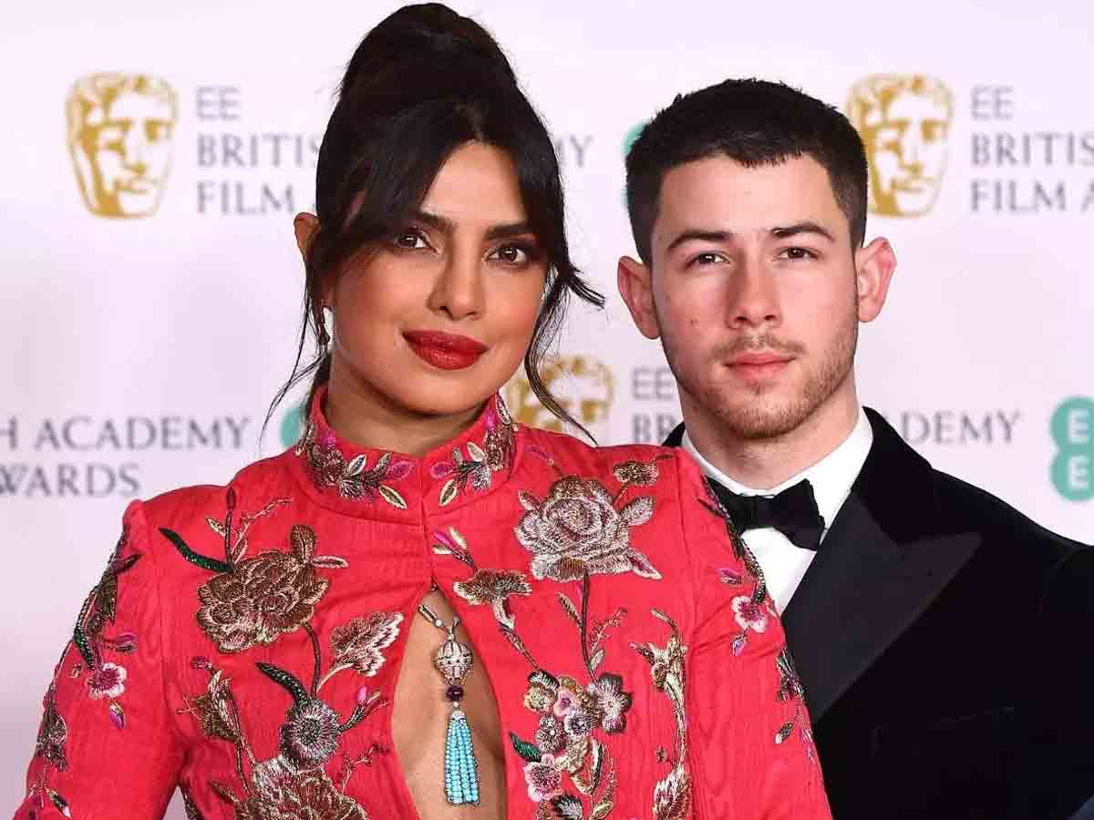 Priyanka Chopra | సోష‌ల్ మీడియాలో నిక్ తొల‌గింపుపై ప్రియాంక ఇలా !