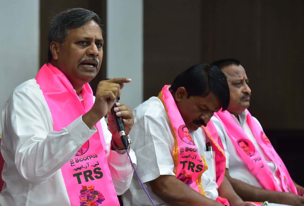 రైతులు సోమరిపోతులా?