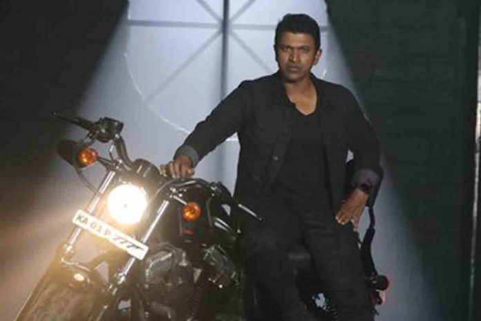 James Rajkumar James | పునీత్ రాజ్ కుమార్కు కన్నడ డిస్ట్రిబ్యూటర్ల ఘన నివాళి ...