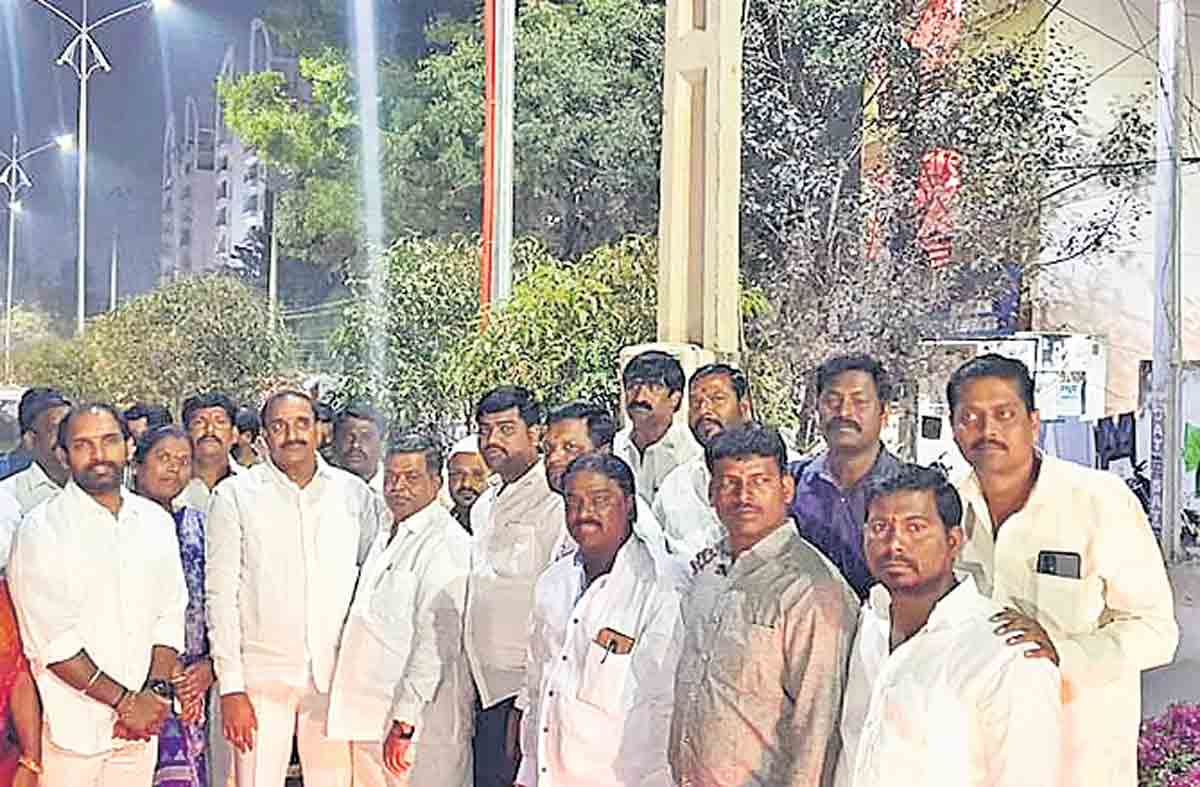 మౌలిక వసతుల కల్పనకు ప్రాధాన్యం