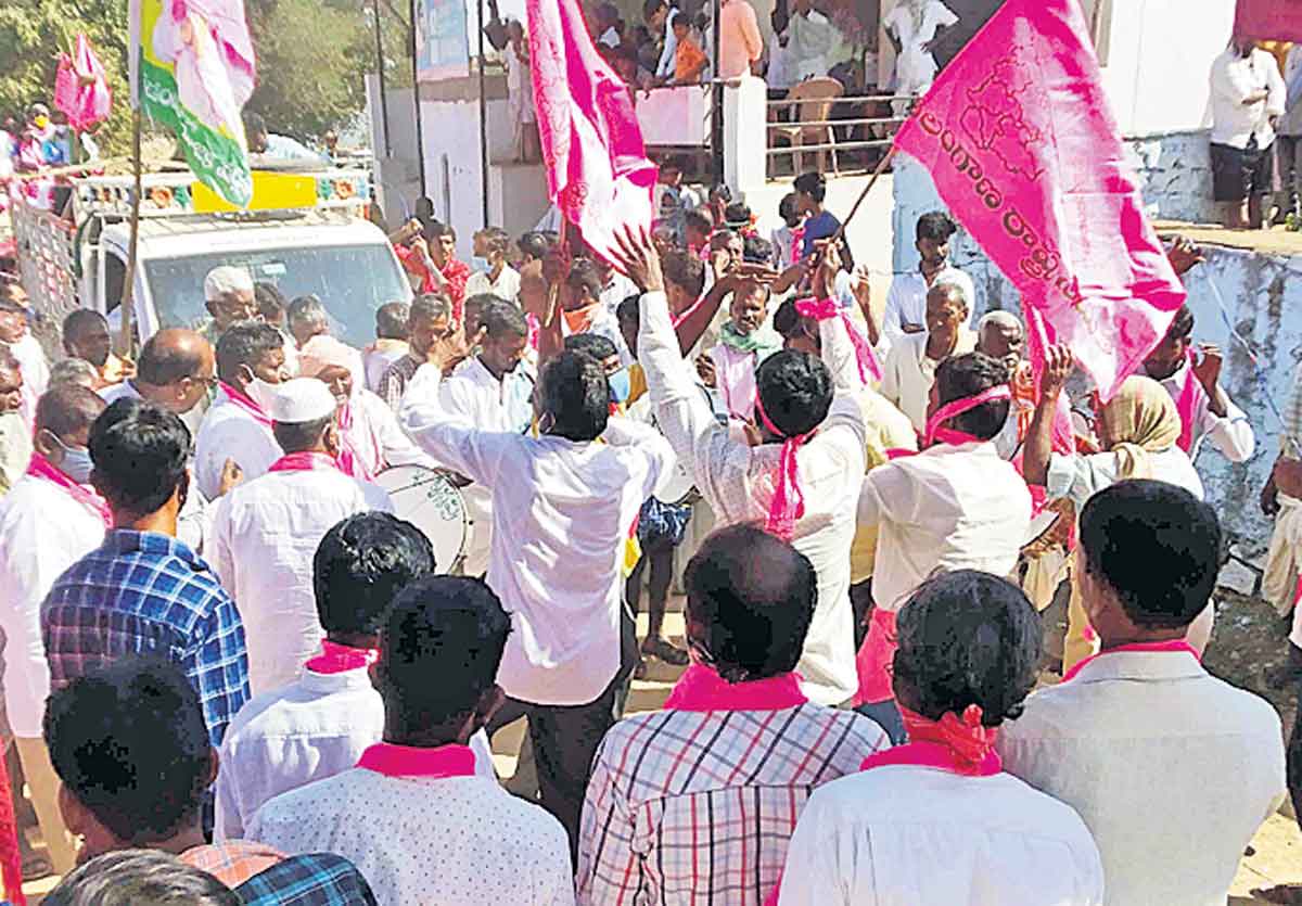 ఉమ్మడి రంగారెడ్డి జిల్లా అంతటా రైతుబంధు సంబురాలు