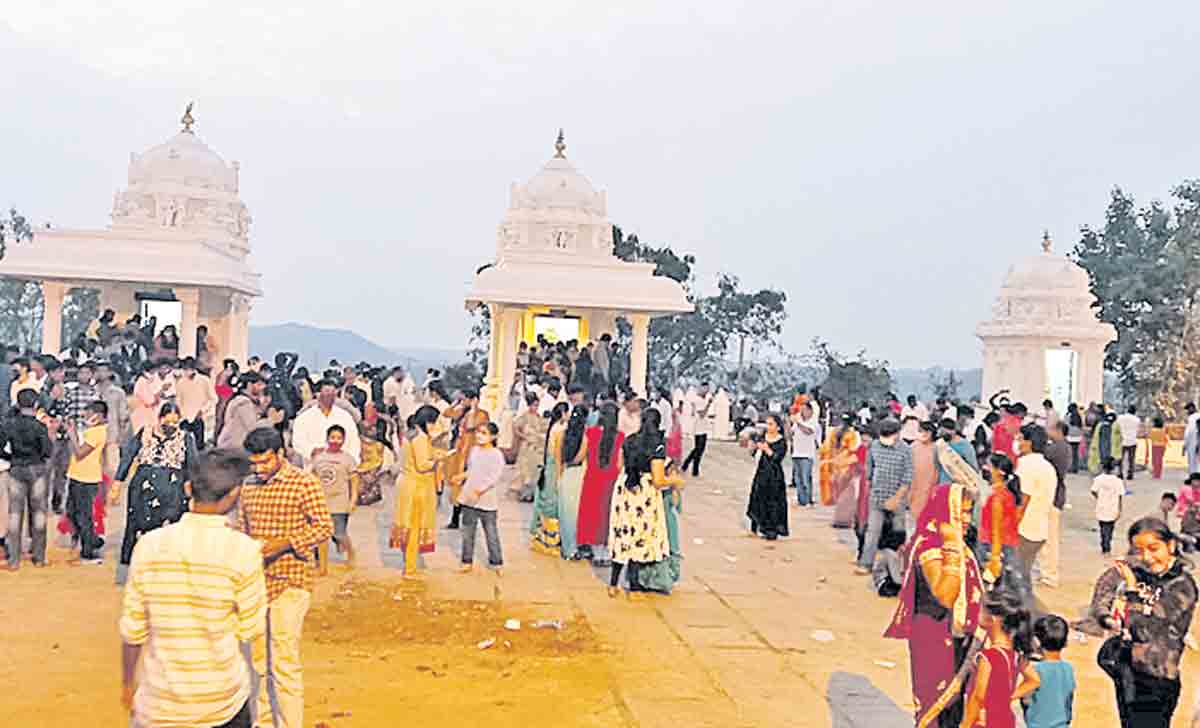 ‘నూతన’ సంబురం