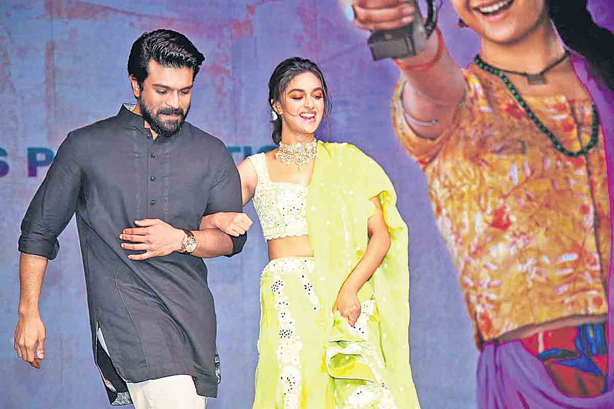 సఖి లాంటి సినిమాలు రావాలి