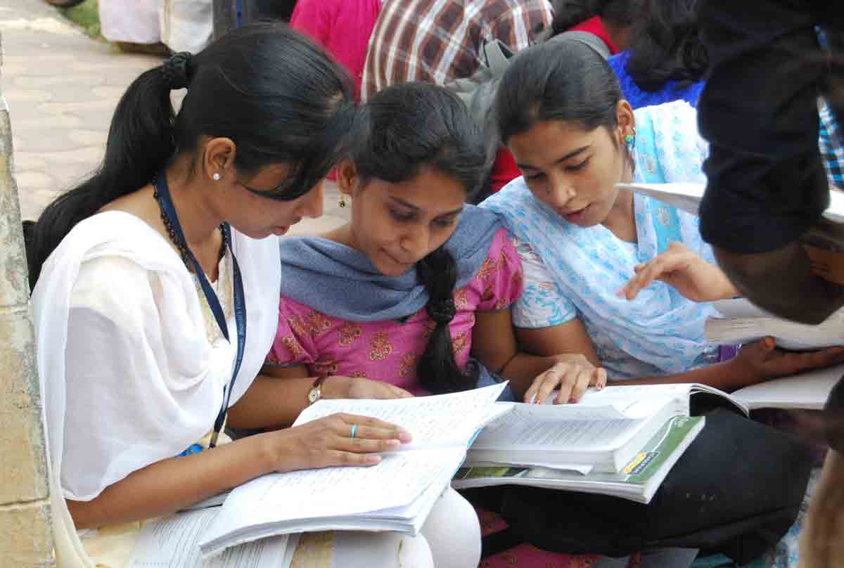 అన్ని రకాల పరీక్షలు వాయిదా