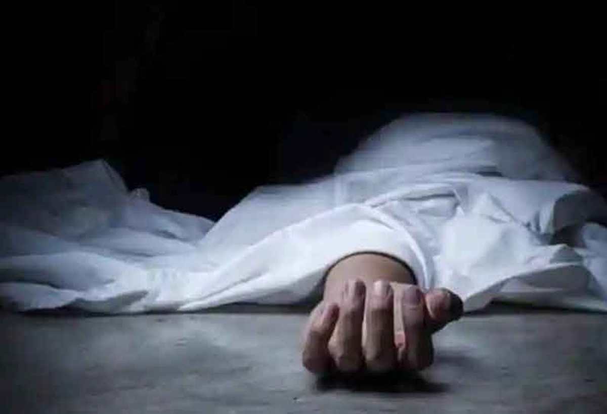 Hot water | వేడినీళ్లు మీదపడి బాలుడి దుర్మరణం