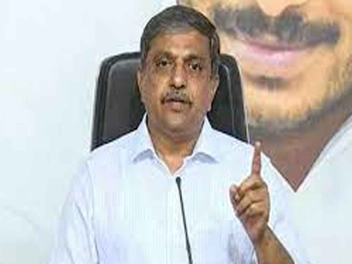 చ‌ర్చ‌ల‌కు వ‌స్తే పాత జీతాల‌పై ఆలోచించే వారం: స‌జ్జ‌ల రామ‌కృష్ణారెడ్డి