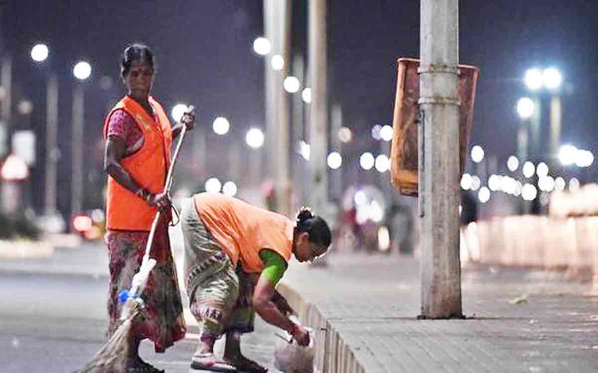 ఏడేండ్లలో 87% జీతాల పెంపు